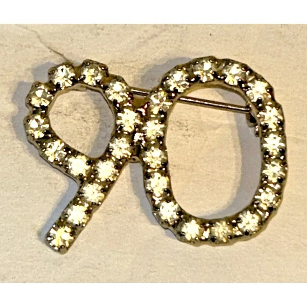 Vintage Bauer‎ 90 Rhinestone & Silver Brooch Pin Birthday Or Grad Gift 90s